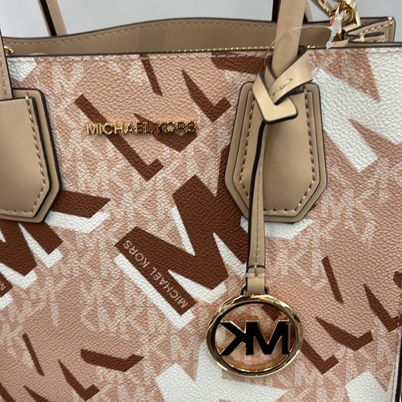 Michael Kors Mercer Medium Leather Messenger Buff Multi - Picture 3 of 16